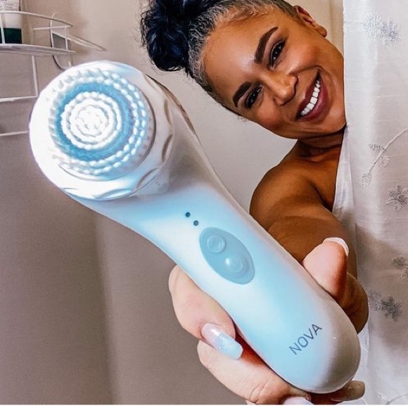 NOVA antimicrobial cleansing brush for face, NEW in box! - Picture 7 of 13